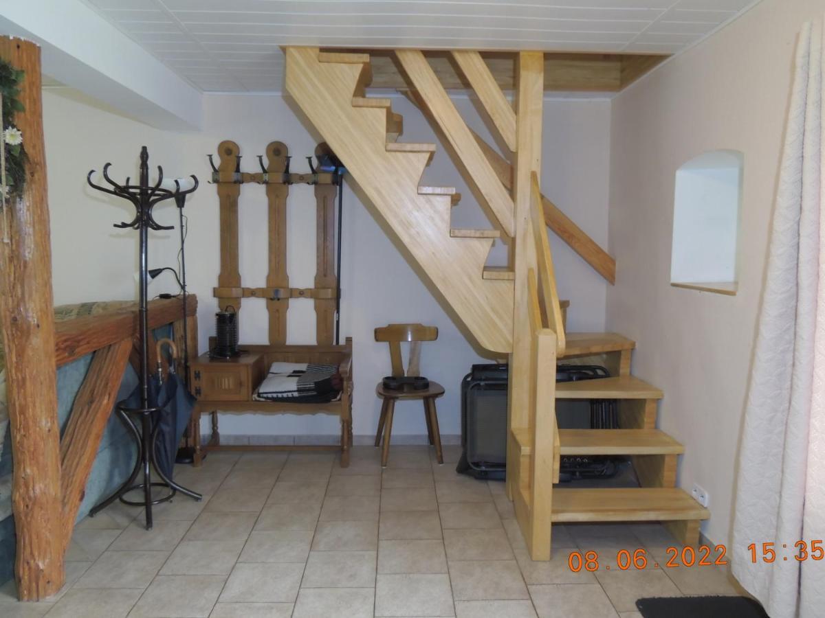 Ferienwohnung Gdzie Diabel Mowi Dobranoc Pisz Exterior foto